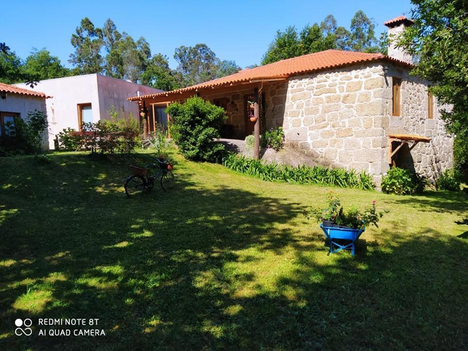 Casas Vale Martinho Bed & Breakfast Santa Comba Dao Bagian luar foto